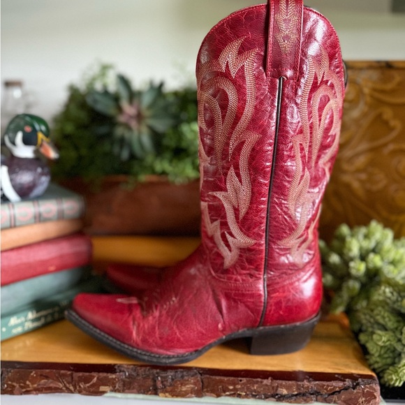 Shyanne Red Gemma Snip Toe Western Cowboy Boots - Picture 2 of 10
